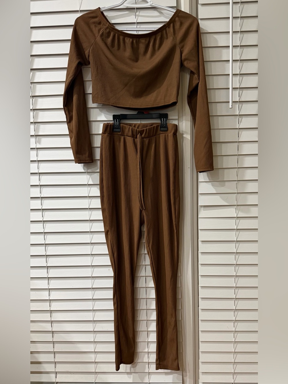 PrettyLittleThing Brown Ribbed High-Rise Leggings Set 🤎 Size 6 🤎